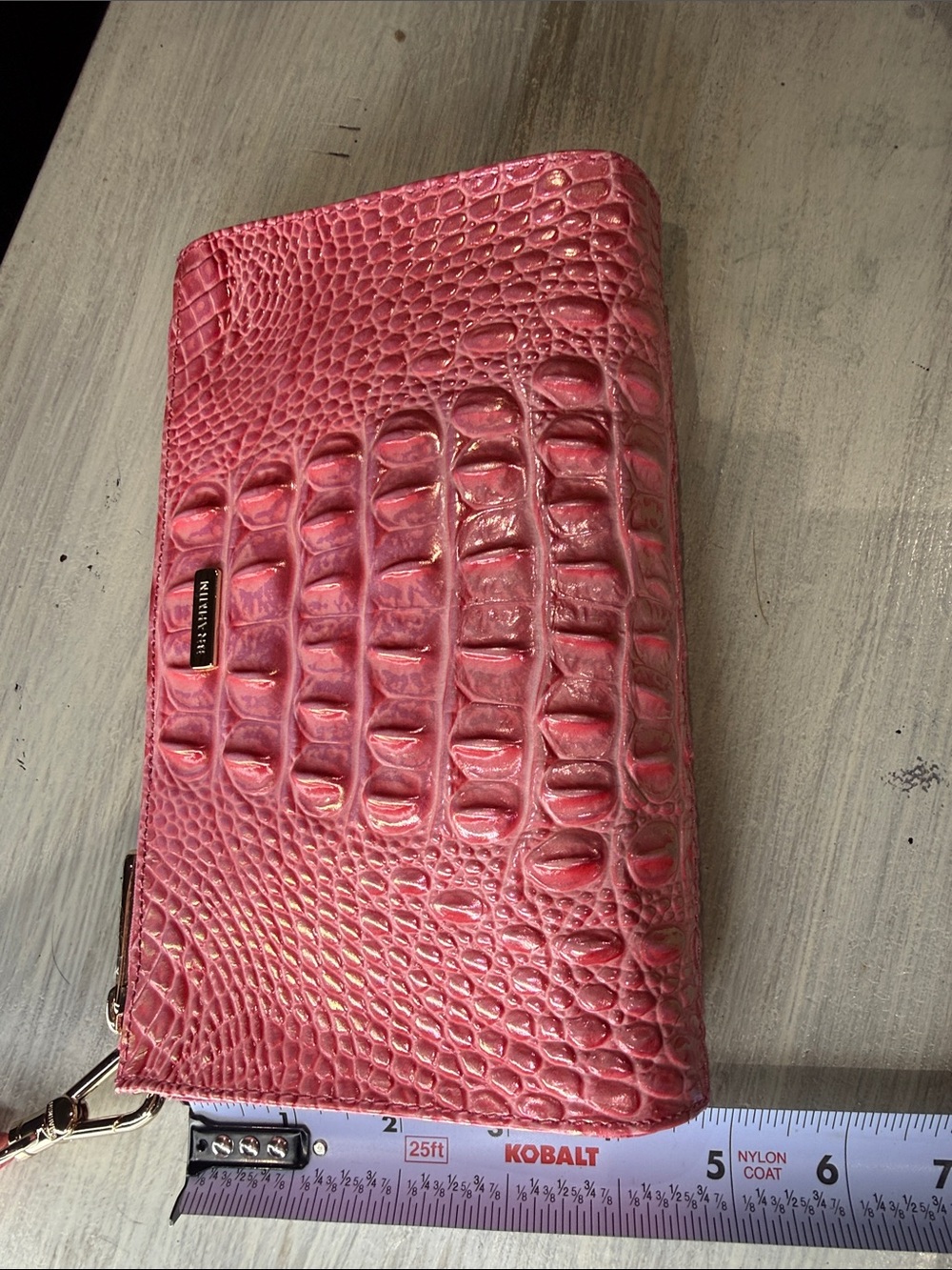 Brahmin Metallic Pink Daisy Croc-Embossed Leather Wristlet with Gold Hardware - Picture 9 of 9